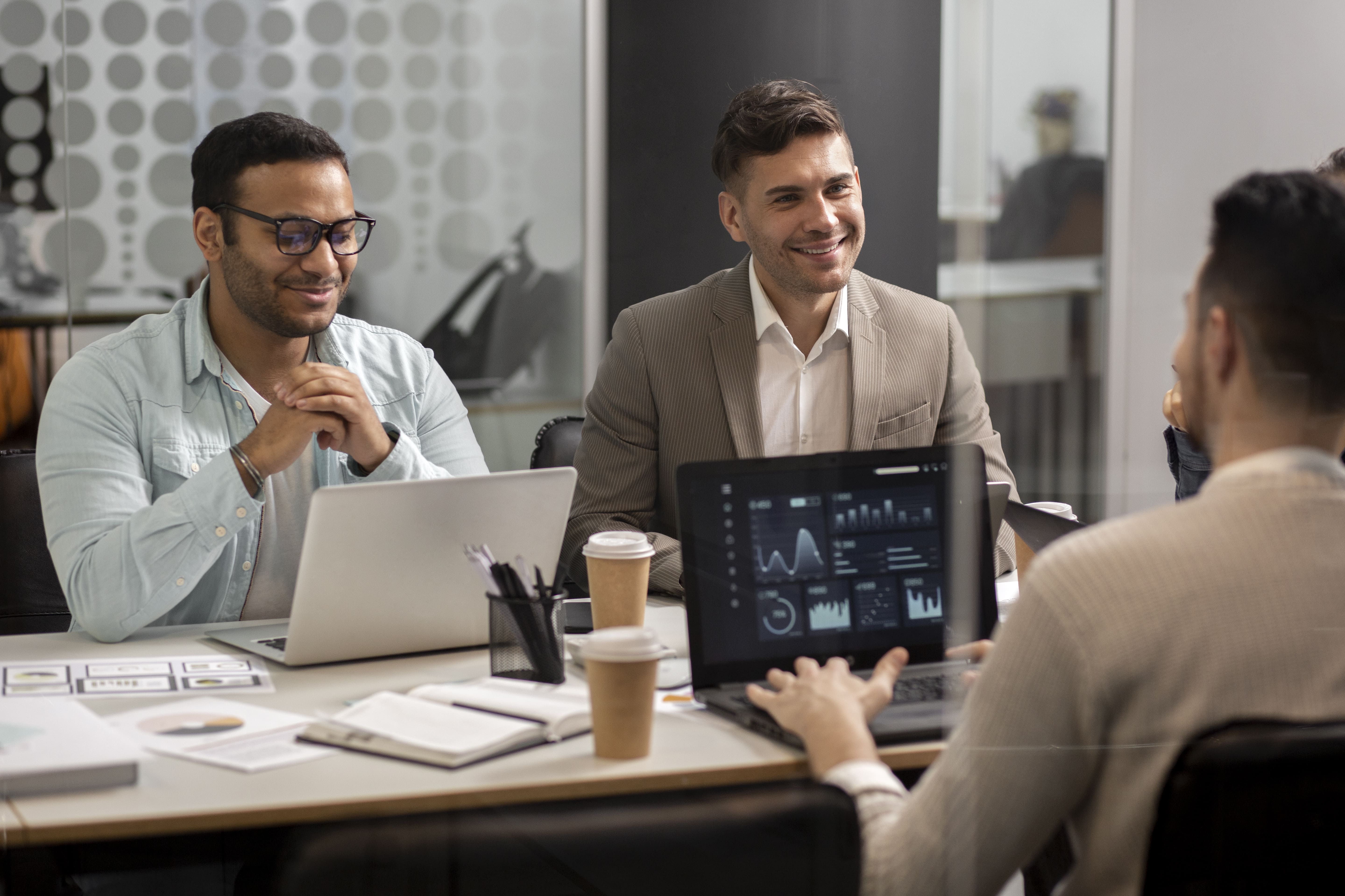 Como escalar sua software house e aumentar a receita do ERP com autoatendimento White Label